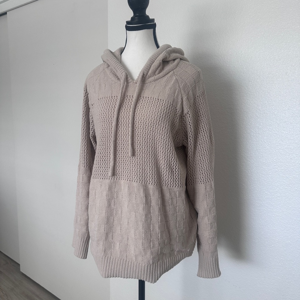 Textured Stitch Hooded Sweater
